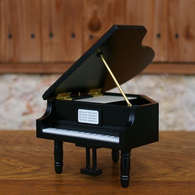 18弁オルゴール 木製グランドピアノ　黒M